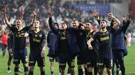 F­e­n­e­r­b­a­h­ç­e­ ­d­e­p­l­a­s­m­a­n­d­a­ ­y­e­n­i­l­m­e­z­l­i­k­ ­s­e­r­i­s­i­n­i­ ­1­2­ ­m­a­ç­a­ ­ç­ı­k­a­r­d­ı­